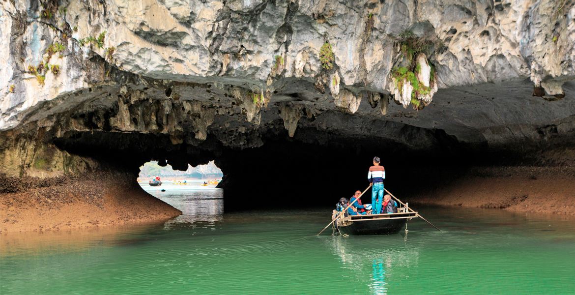 Lan Ha Bay Day Trip From Hanoi